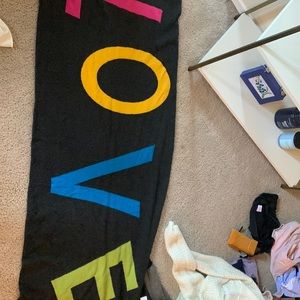 Cashmere comfy blanket with inspirational words